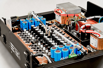 RCM Audio THE BIG PHONO - zestaw przedwzmacniacza i zasilacza